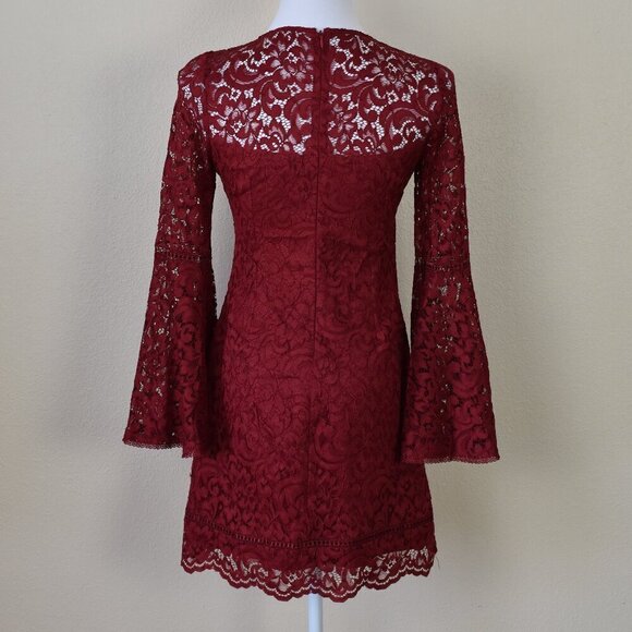 White House Black Market Burgundy Bell Sleeve Lace Dress - 4P - Picture 6 of 9